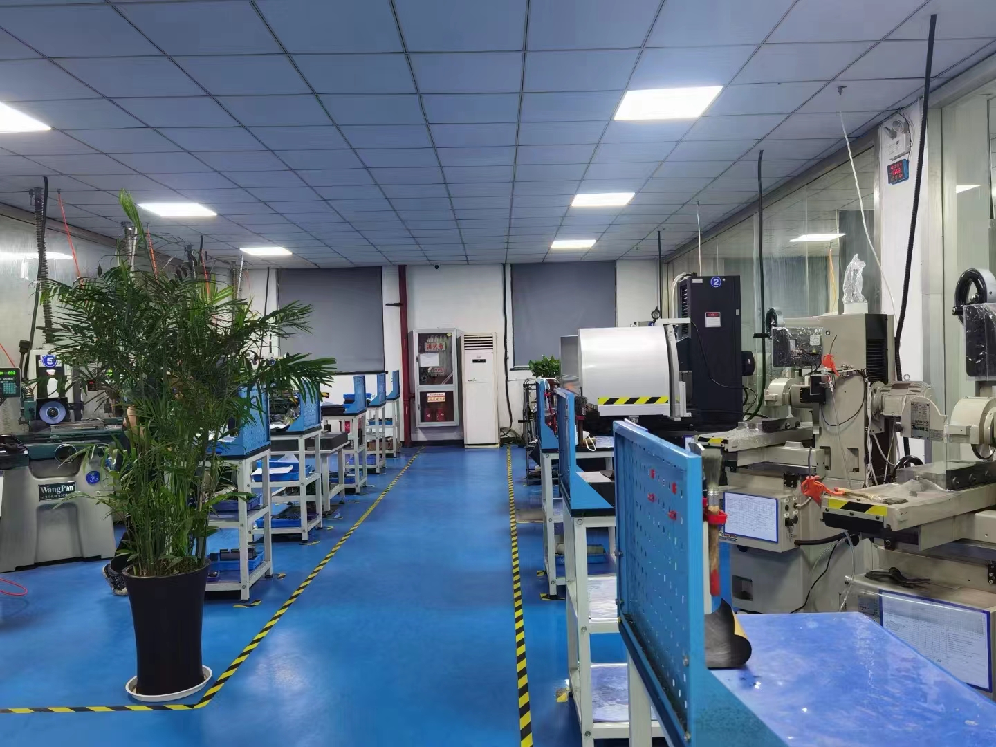 磨床铣床加工区